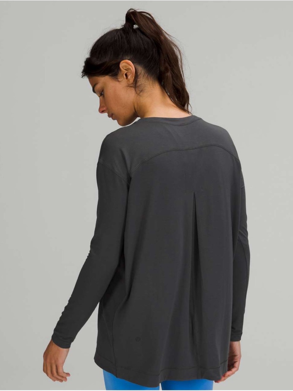 Lululemon sz 8 Modal Pleated Back Long Sleeve Shirt Graphite Grey